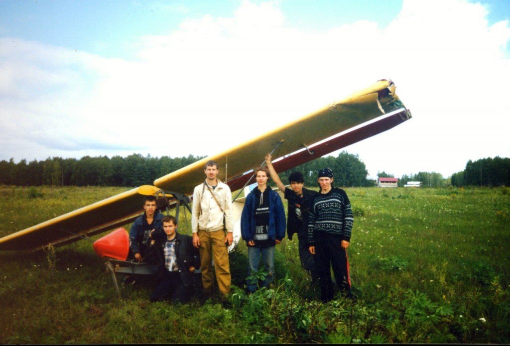 Crashed glider BRO 11 M