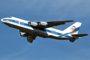 An-124-100